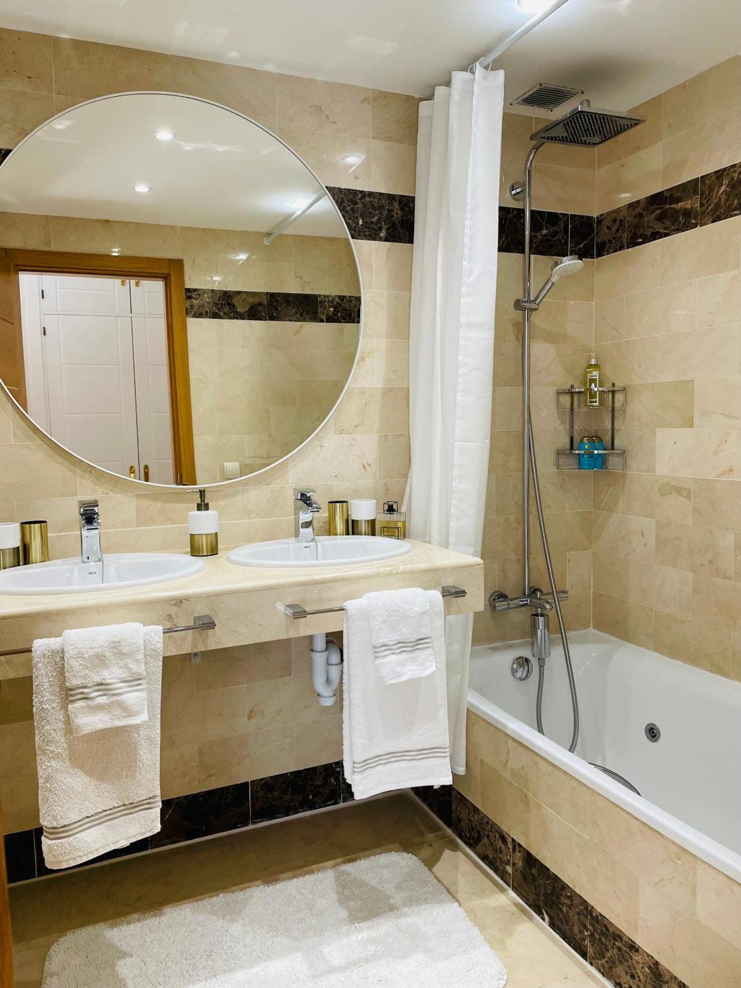 Calm Escape Hotel San Pedro de Alcántara Ngoại thất bức ảnh